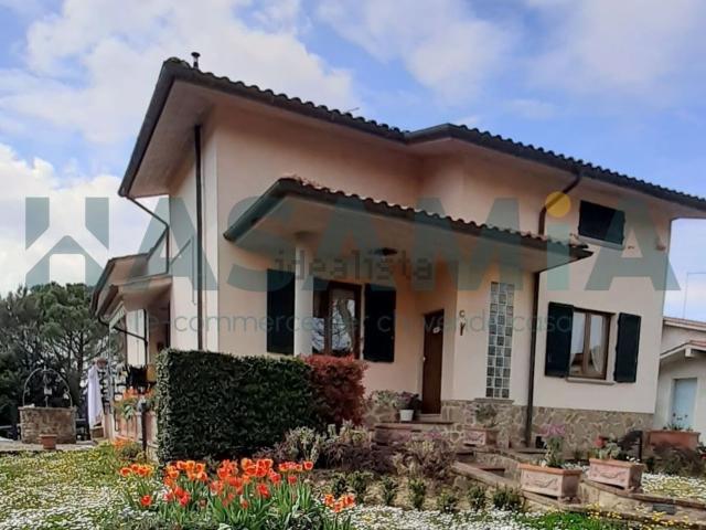 Casa in vendita a Asciano, Toscana