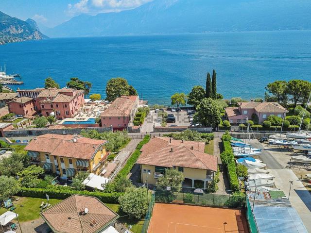Casa in vendita a Comunità Montana Parco Alto Garda bresciano, Gargnano