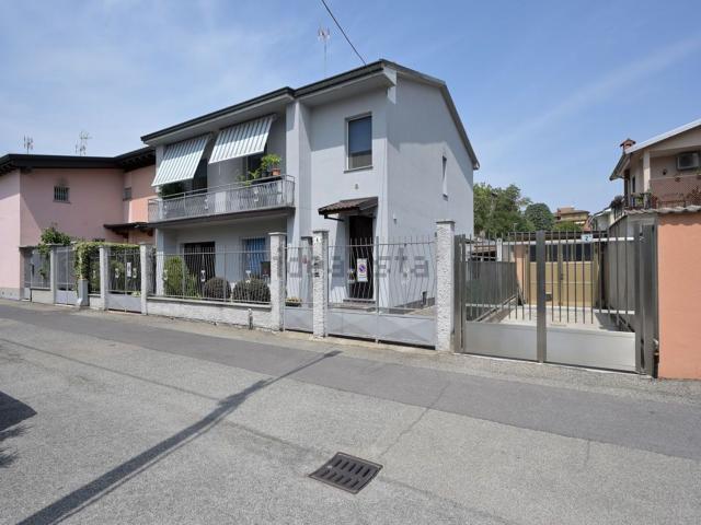 Casa in vendita a Castelletto, Abbiategrasso