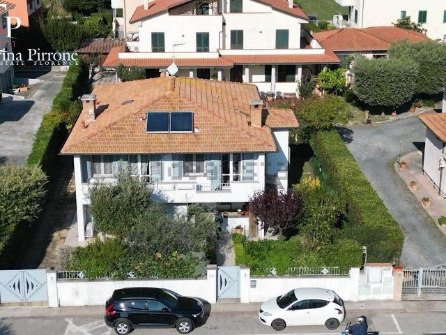 Casa in vendita a Marina di Cecina, Cecina