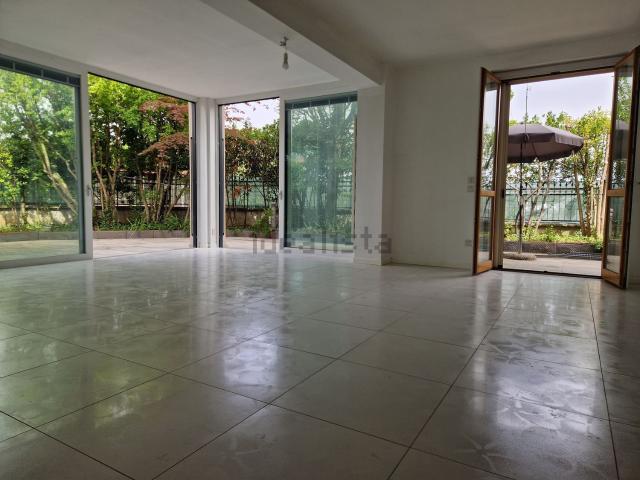 Casa in vendita a Polpenazze, Lombardia