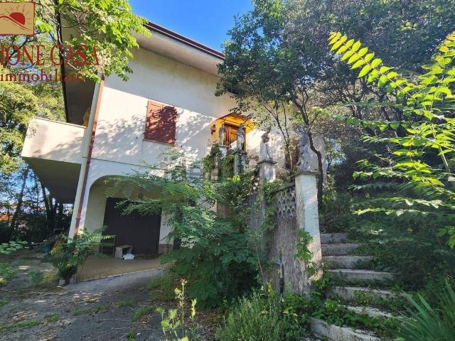 Casa in vendita a Sagrado, Sagrado / Sagrât / Zegraj