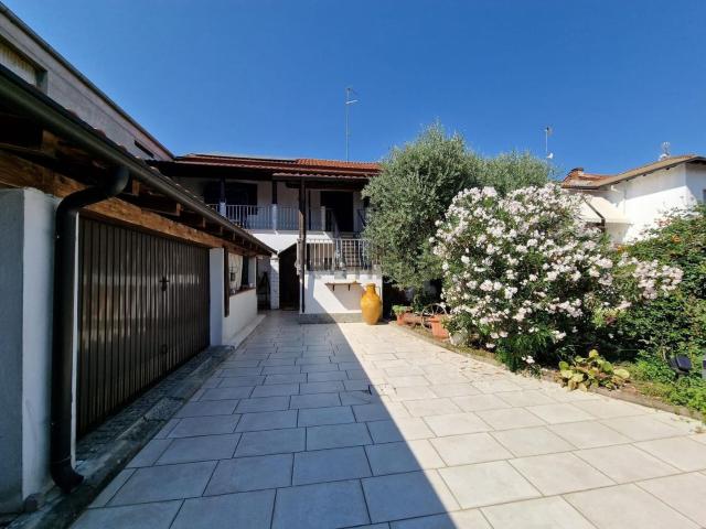 Casa in vendita a Piemonte, Vercelli