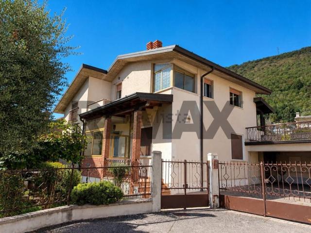 Casa in vendita a Quartiere Colonnello Gherardo Vaiarini, Concesio