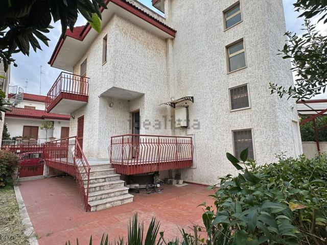 Casa in vendita a Contrada Randa, Bitritto
