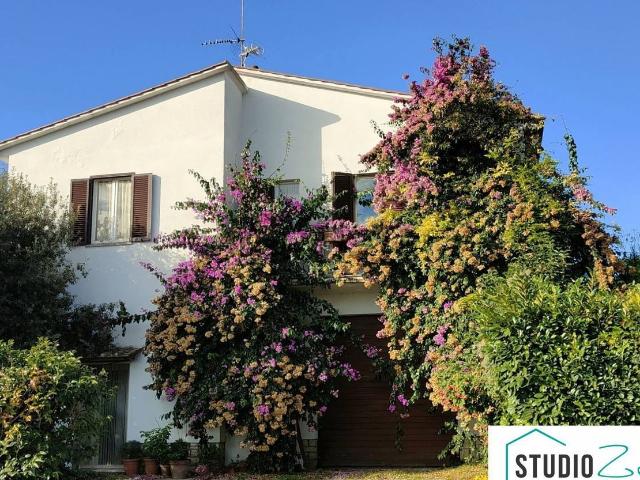 Casa in vendita a Amelia, Umbria