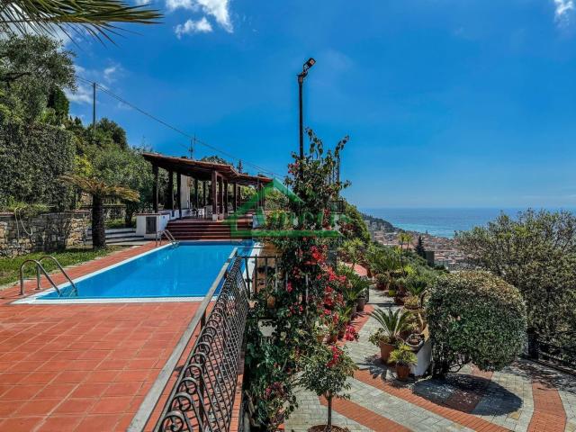 Casa in vendita a Imperia, Liguria
