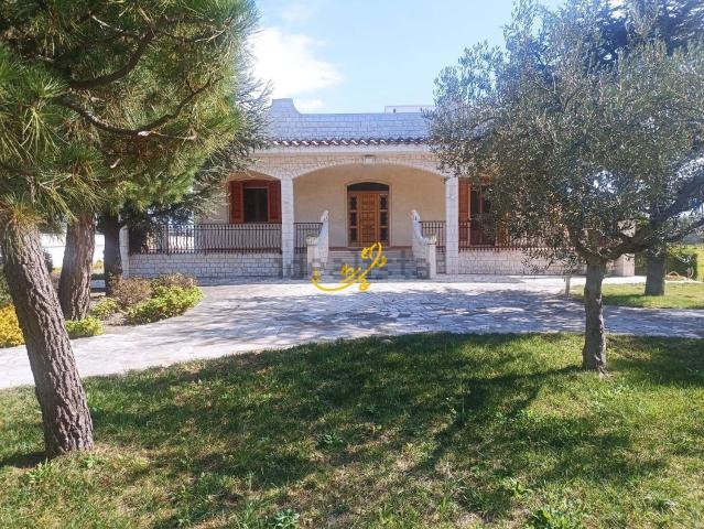 Casa in vendita a Conversano, Bari
