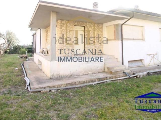 Casa in vendita a Ciuciano, San Gimignano