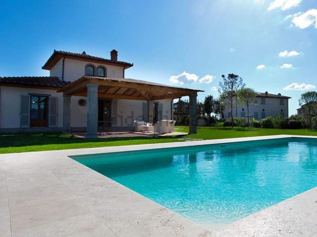 Casa in vendita a Camucia, Cortona