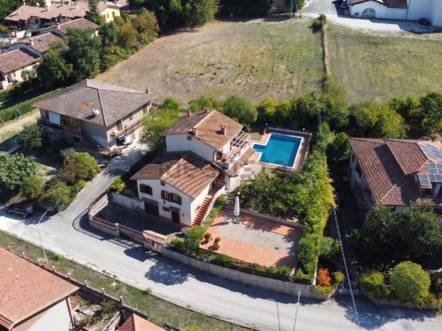 Casa in vendita a Casteltodino, Montecastrilli