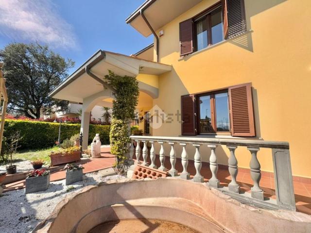 Casa in vendita a Poggio A Caiano, Toscana