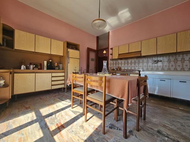 Casa in vendita a Brembate di Sopra, Bergamo