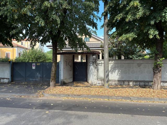 Casa in vendita a Pozzuolo Martesana, Lombardia