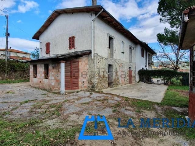 Casa in vendita a Larciano, Larciano - Castello