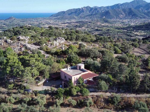 Casa in vendita a Lanusei, Sardigna/Sardegna