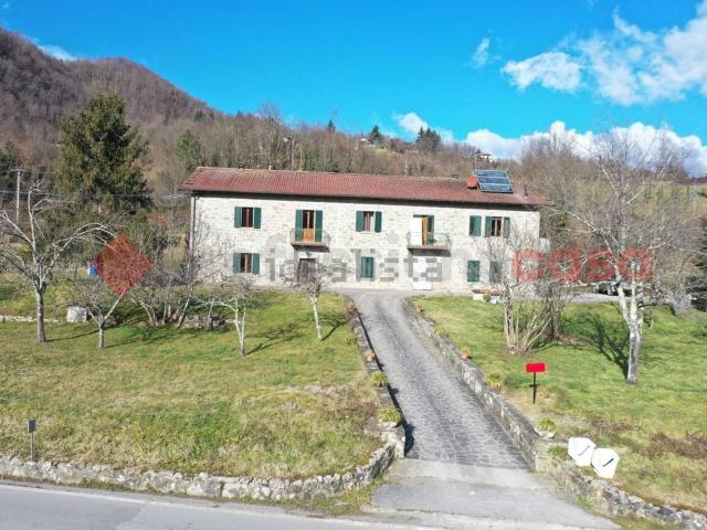 Casa in vendita a Unione Comuni Garfagnana, Piazza Al Serchio