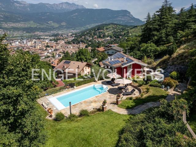 Casa in vendita a Comunità della Vallagarina, Borgo Sacco
