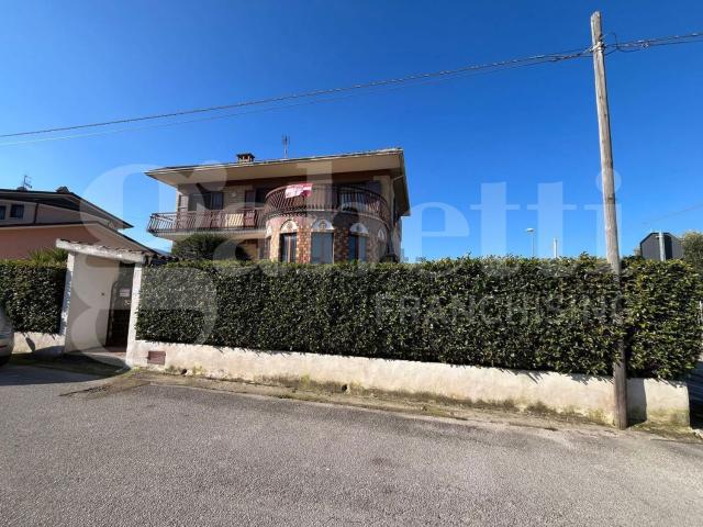 Casa in vendita a Pietramelara, Campania