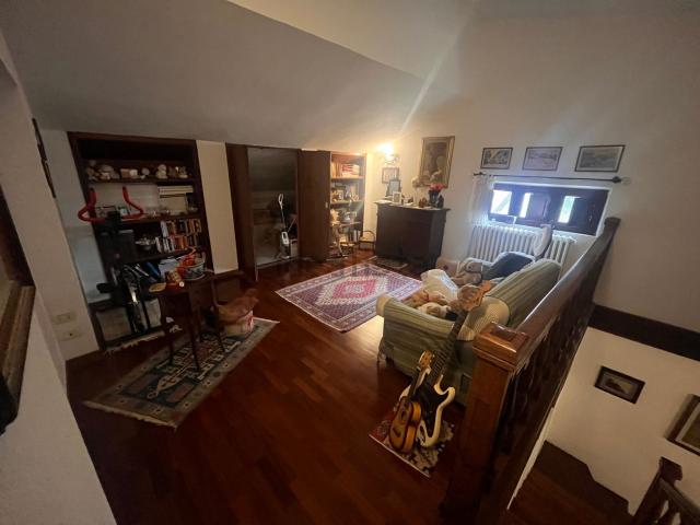 Casa in vendita a Montemazzano, Piombino