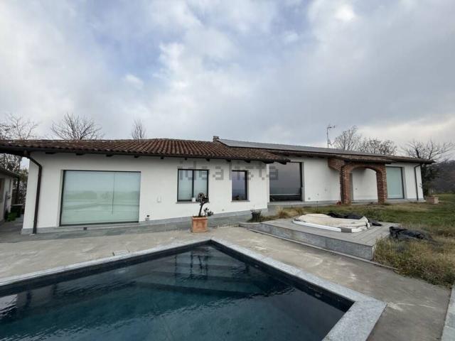 Casa in vendita a Piemonte, Asti