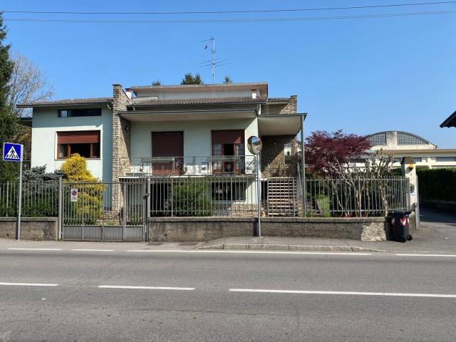 Casa in vendita a Telgate, Lombardia