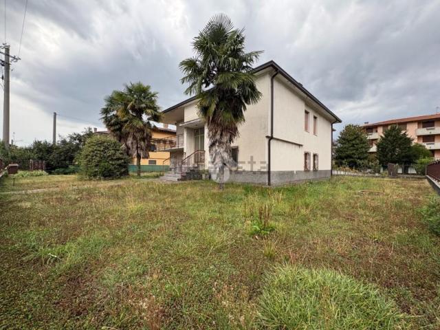 Casa in vendita a Carbonera, Albano Sant'alessandro