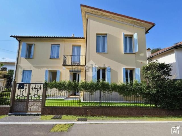 Casa in vendita a Mussolente, Veneto