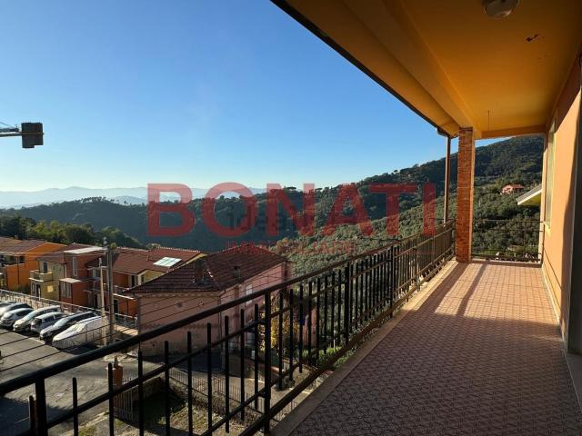 Casa in vendita a Sarzana, Liguria