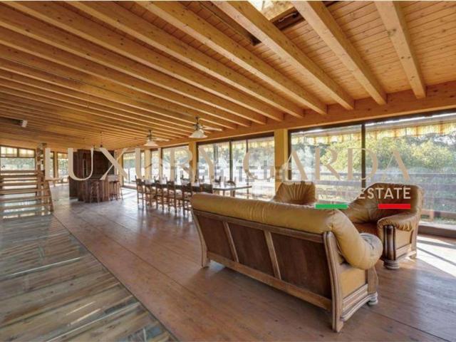 Casa in vendita a Lonato, Brescia