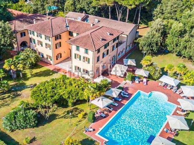 Casa in vendita a Marina di Massa, Marina Di Massa