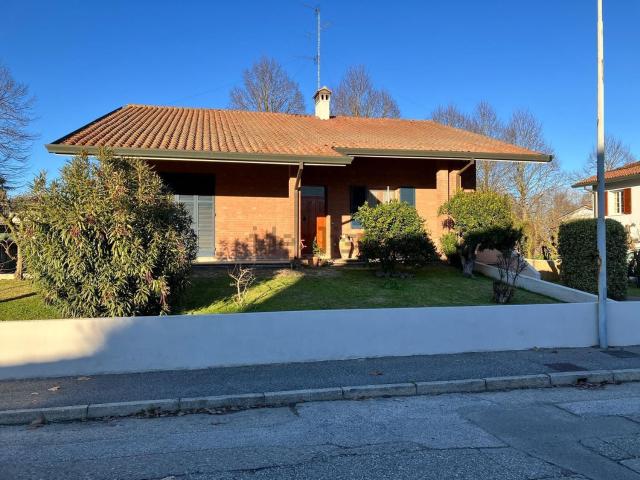 Casa in vendita a Unione dei comuni della Bassa Romagna, Lugo