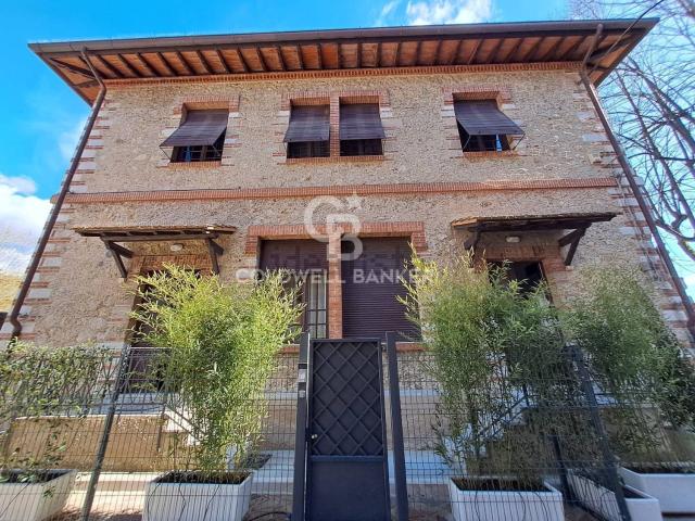 Casa in vendita a Tonfano, Toscana