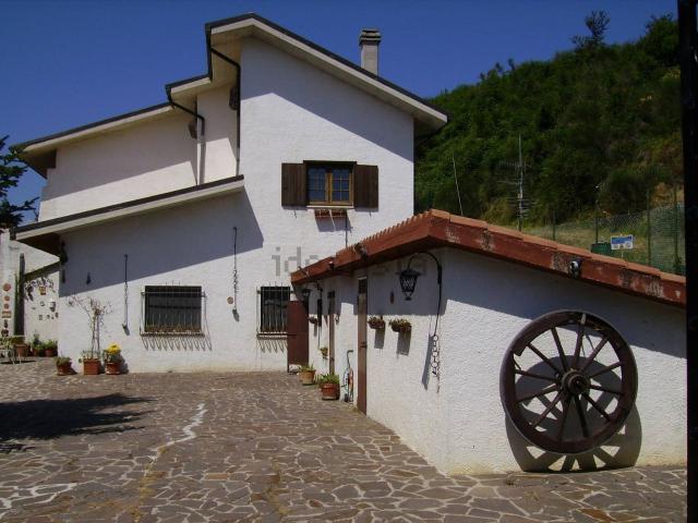 Casa in vendita a Marche, Ascoli Piceno