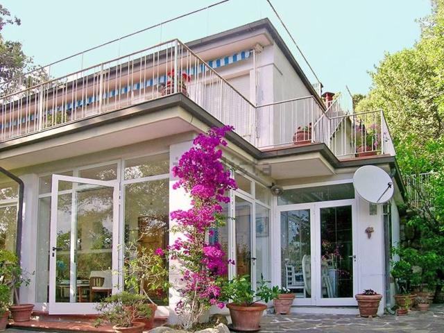 Casa in vendita a Quercianella, Livorno