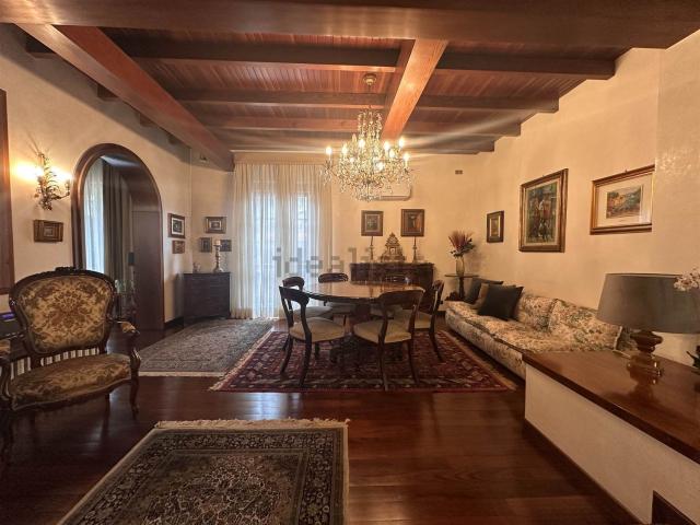 Casa in vendita a Le Sacca, Prato