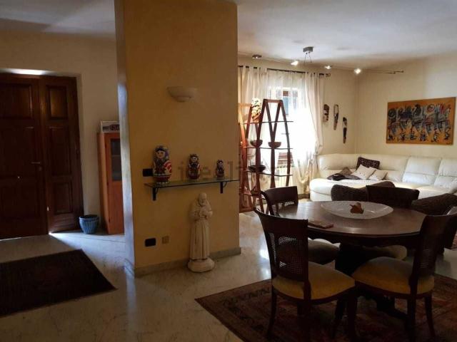 Casa in vendita a La Prada, Carrara