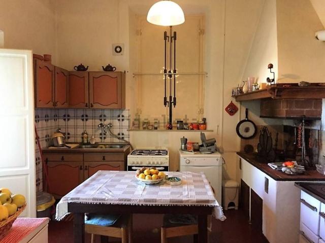 Casa in vendita a Fauglia, Toscana