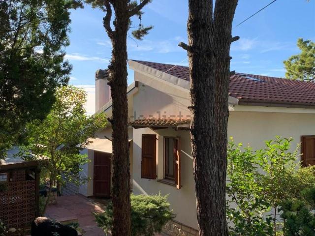 Casa in vendita a Marche, Ancona