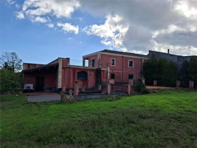 Casa in vendita a Acireale, Sicilia