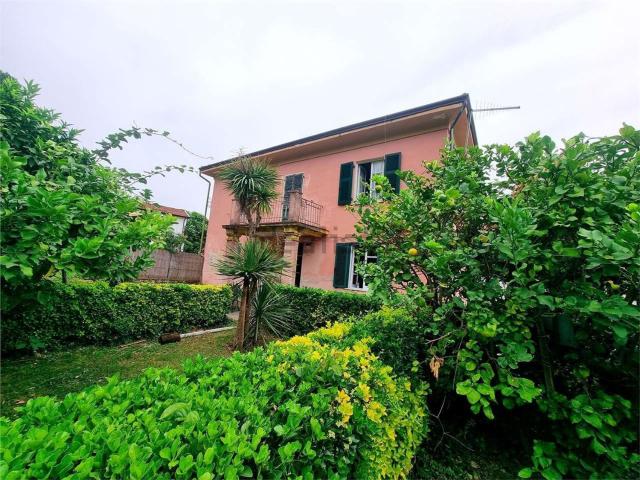 Casa in vendita a Bocca di Magra, Ameglia