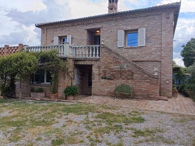 Casa in vendita a Lucignano, Toscana