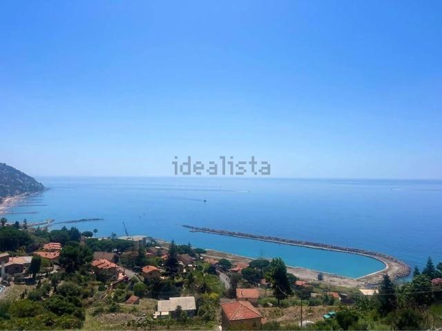 Casa in vendita a Ospedaletti, Liguria