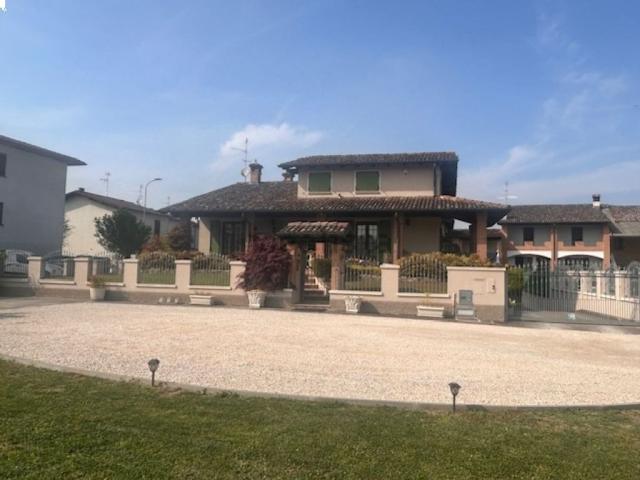 Casa in vendita a Montodine, Lombardia