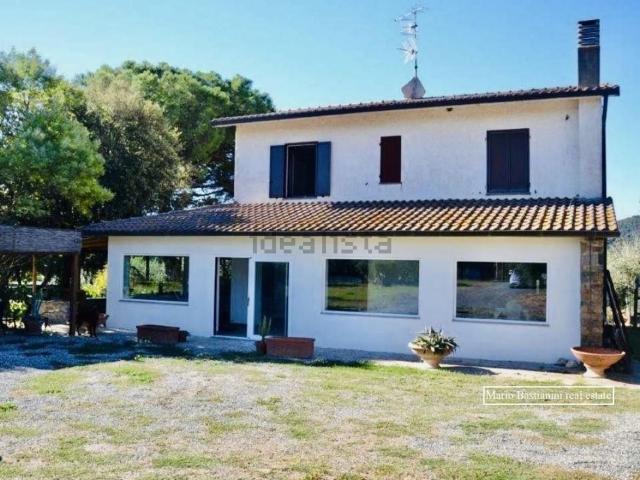 Casa in vendita a Castiglione Della Pescaia, Poggio alle Trincee