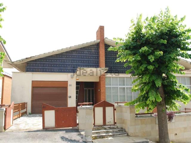 Casa in vendita a Marche, Fermo