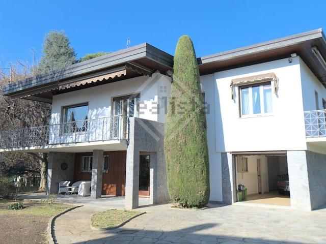 Casa in vendita a Comunità Montana del Piambello, Cantello