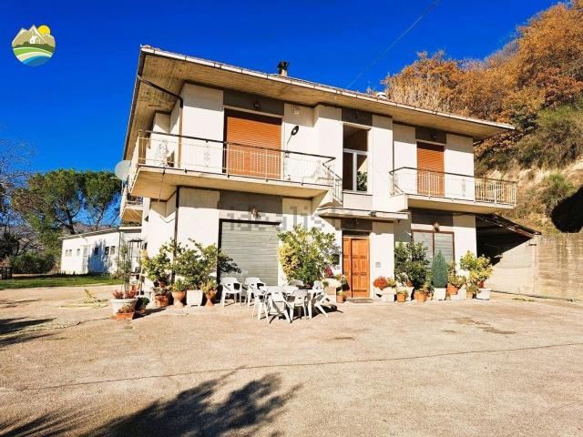Casa in vendita a Montefino, Abruzzo