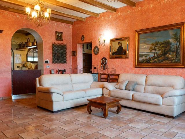 Casa in vendita a Sajatine, Furnari