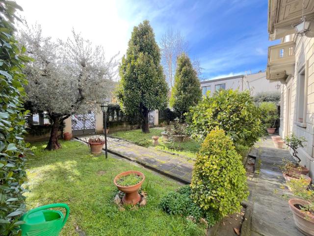Casa in vendita a San Lorenzo, Campi Bisenzio